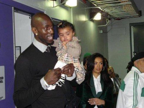 续为罗马贡 续为罗马贡