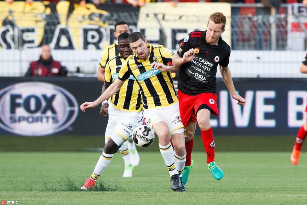 大前锋位置 大前锋位置